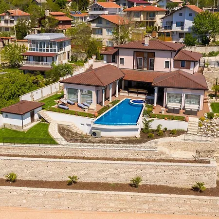 Луксозна вила Hacienda Del Sol - *